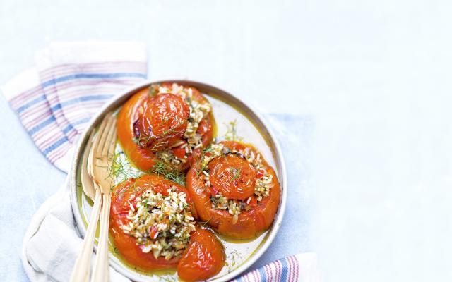 Tomates farcies au riz complet