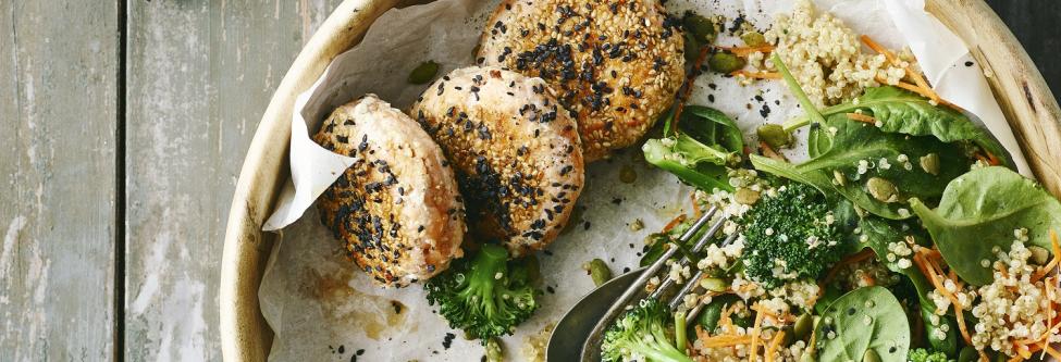 Zalmburger Met Quinoa Broccoli En Spinazie Libelle Lekker