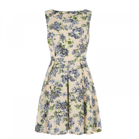 Jurk met bloemenprint € 34,99