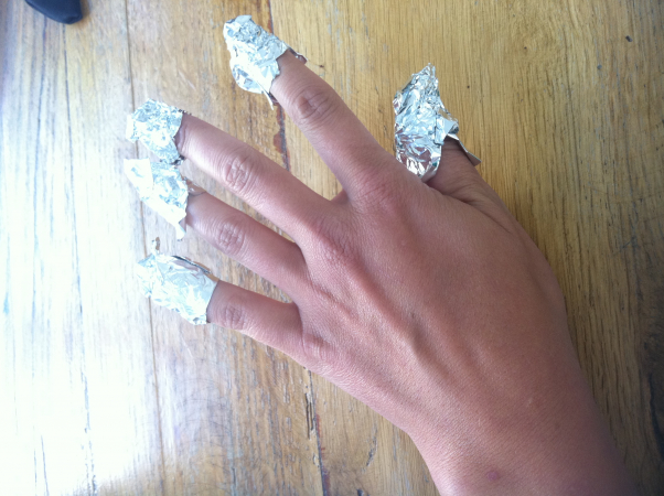 Glitternagellak verwijderen
