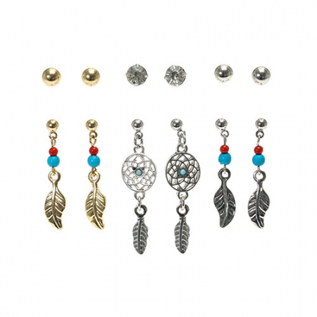 Boucles d’oreilles (Claire’s, 7,99 €).