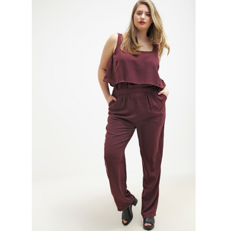 bordeaux rode jumpsuit