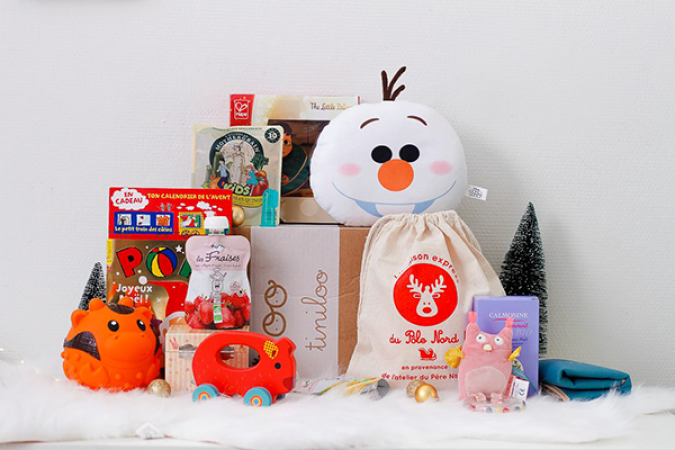 Un abonnement à une box remplie de cadeaux