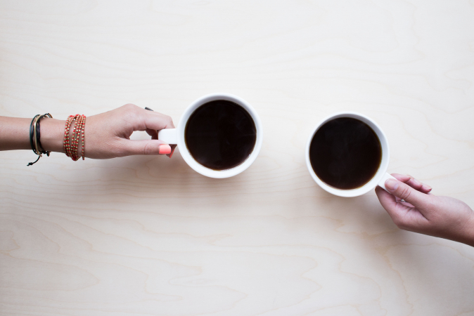 Americano = een grote kop (130 tot 150 ml) waarbij heet water aan espresso wordt toegevoegd