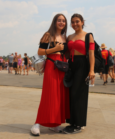 Nina (16) en Stacy (16)