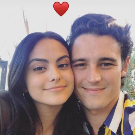 Camila Mendes en Victor Houston