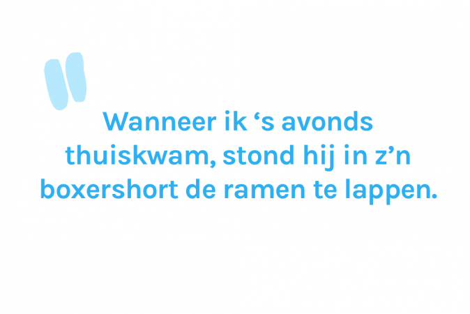Poetsen in bloot bovenlijf