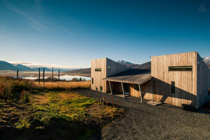 Off the grid, Akureyri, IJsland