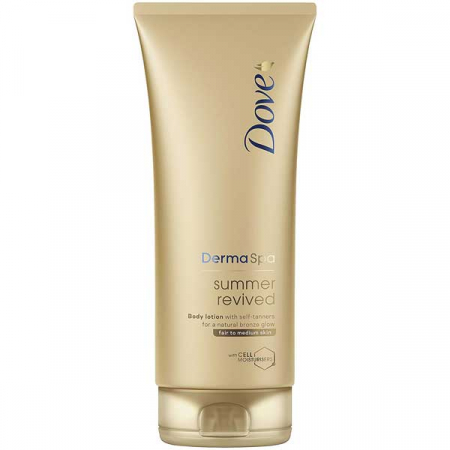 Eindredactrice Evi probeerde de Dove Derma Spa Summer Revived (lichte tot medium huid) van Dove