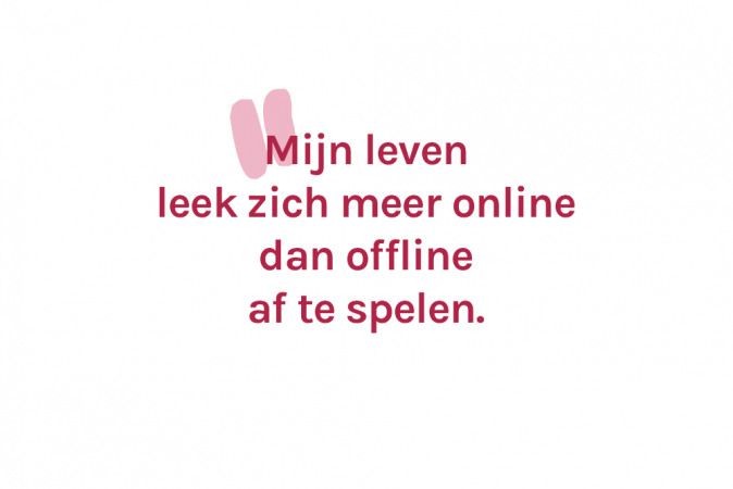 Suzanne (28) deactiveerde vorige zomer haar Facebookaccount omdat ze naar eigen zeggen meer online dan offline leefde.