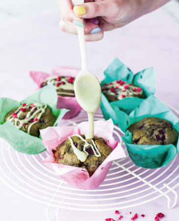 VEGAN: matchamuffins met frambozen