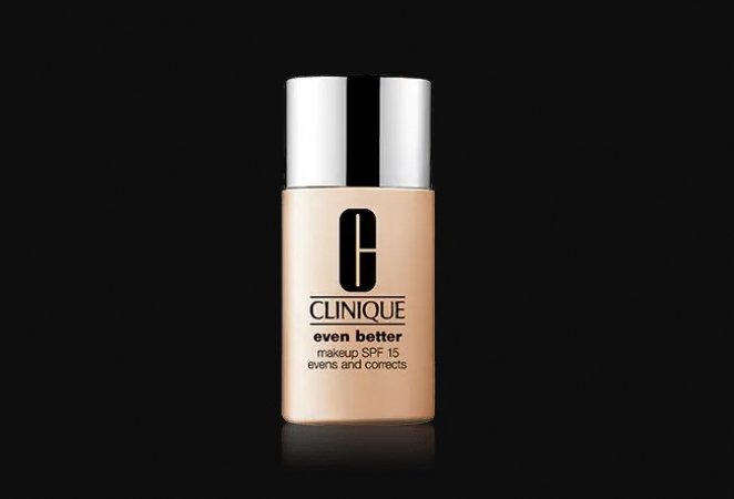 Even Better Fond de Teint Éclat Correction Teint SPF 15 de Clinique, 36,50€