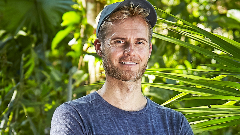 Kevin (38) is cabin crew en woont in Kontich