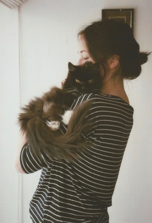 Silke adopteerde na het overlijden van haar eigen kat een katje uit het asiel