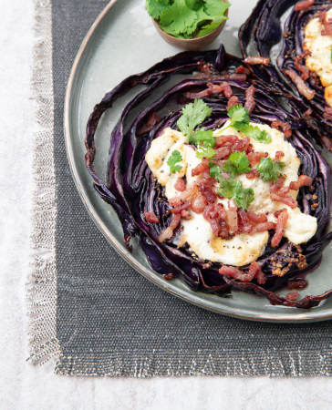Steak van rodekool met geitenkaas en knapperige spekjes (2 pers., 30 min.)