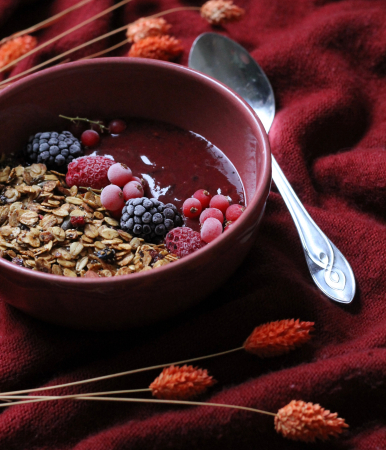Breakfast bowl met framboos