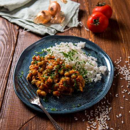 Vegetarische curry met kikkererwten en linzen