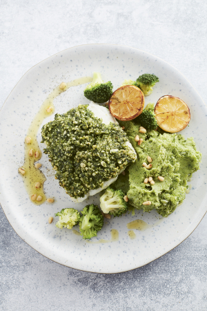 Kabeljauw met pestokorst en broccolistoemp