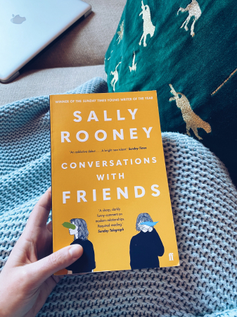 ‘Gesprekken met vrienden’ van Sally Rooney