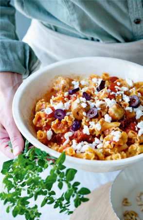 Pasta met artisjok en feta