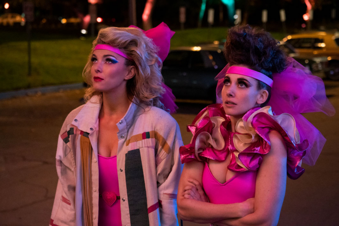 GLOW (2017)