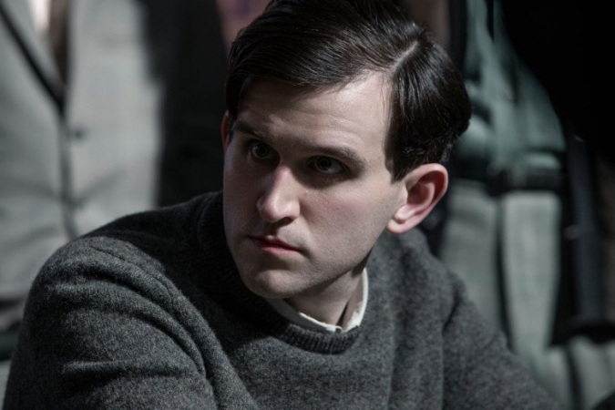 Harry Melling Le Jeu De La Dame Avez-vous reconnu cet acteur d'"Harry Potter" dans "Le Jeu de la Dame"?