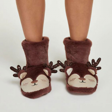 18 grappige pantoffels om onder de kerstboom te leggen