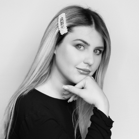 Leonora van Leo Hair Artist