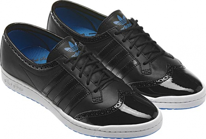 15b adidas Originals Footwear women 110EUR