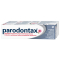 Du dentifrice et une brosse à dent