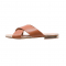 Une paire de sandales