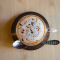 Mocha = 2 shots espresso, chocoladepoeder, gestoomde melk, slagroom en chocoladevlokken