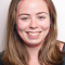 Laura (21) heeft een ovaal gezicht.