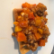 Une gaufre à la vanille et à la sauce bolognaise