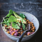 Buddhabowl met rode kool en kikkererwten