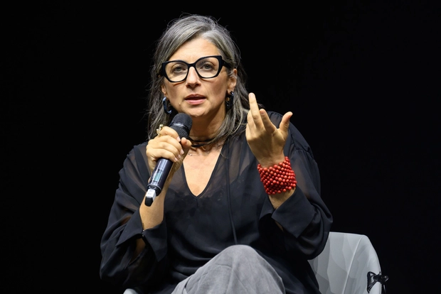 VN-rapporteur Francesca Albanese onder vuur na uitspraken over Oekraïne: ‘Ze zet wel erg vaak het petje van activiste op’