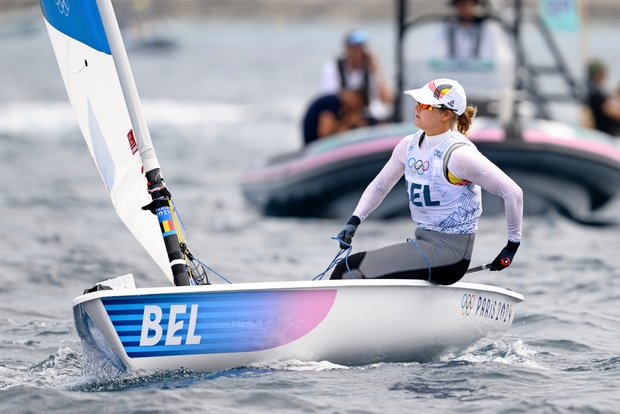 Emma Plasschaert zeilt naar zilver op WK