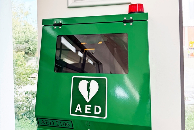 Rode Kruis roept Vlamingen op om AED’s in hun buurt te controleren
