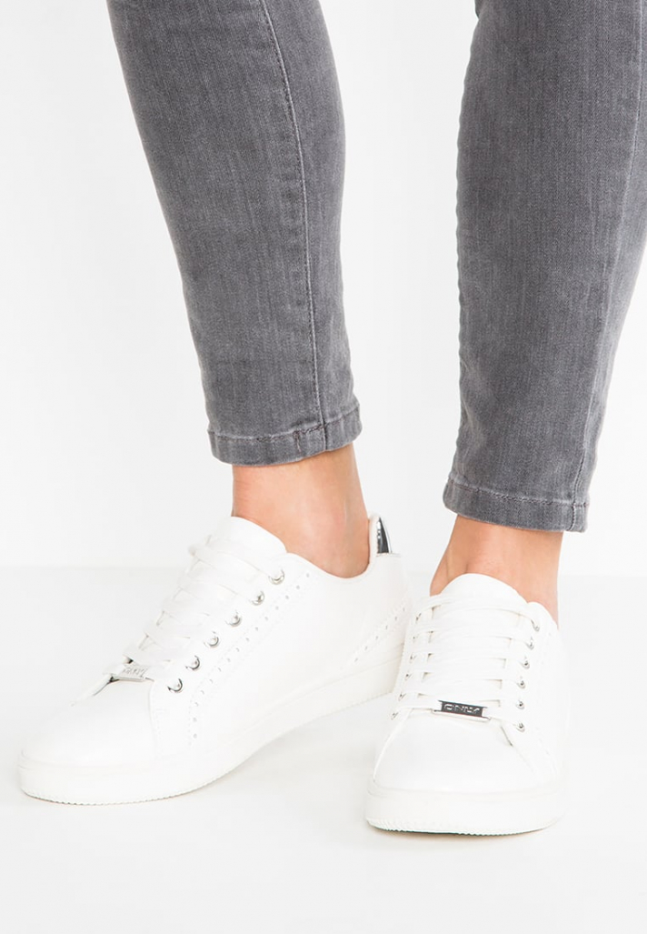 Only Shoes