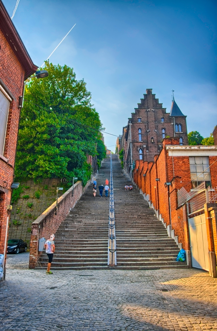 La montagne de Bueren au cœur de Liège