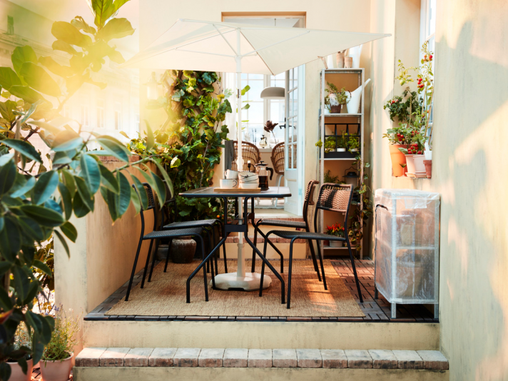 Dressez une belle table pour manger dehors