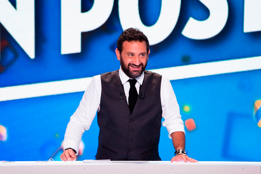 Omg Voici Le Salaire Mirobolant De Cyril Hanouna