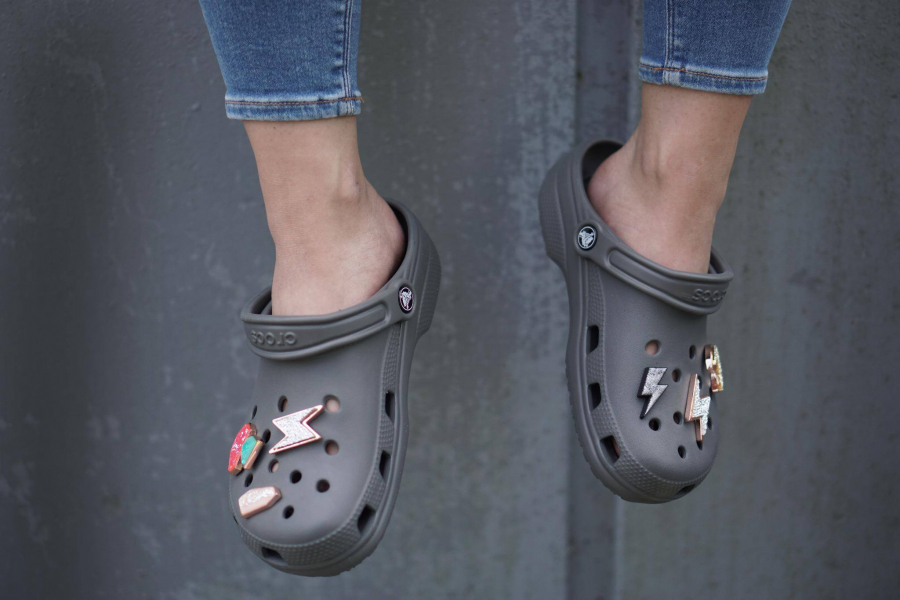 crocs fermé