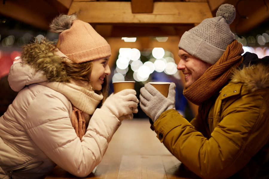 10 idées de rendez-vous romantiques en hiver