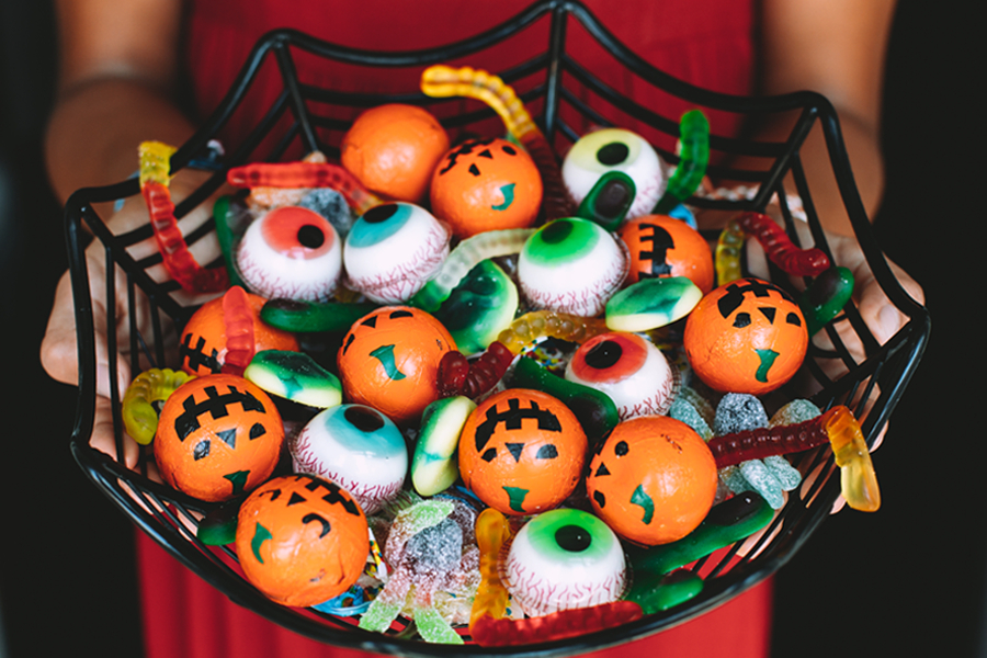 Les 15 Bonbons Les Plus Cool Et Flippants Dhalloween