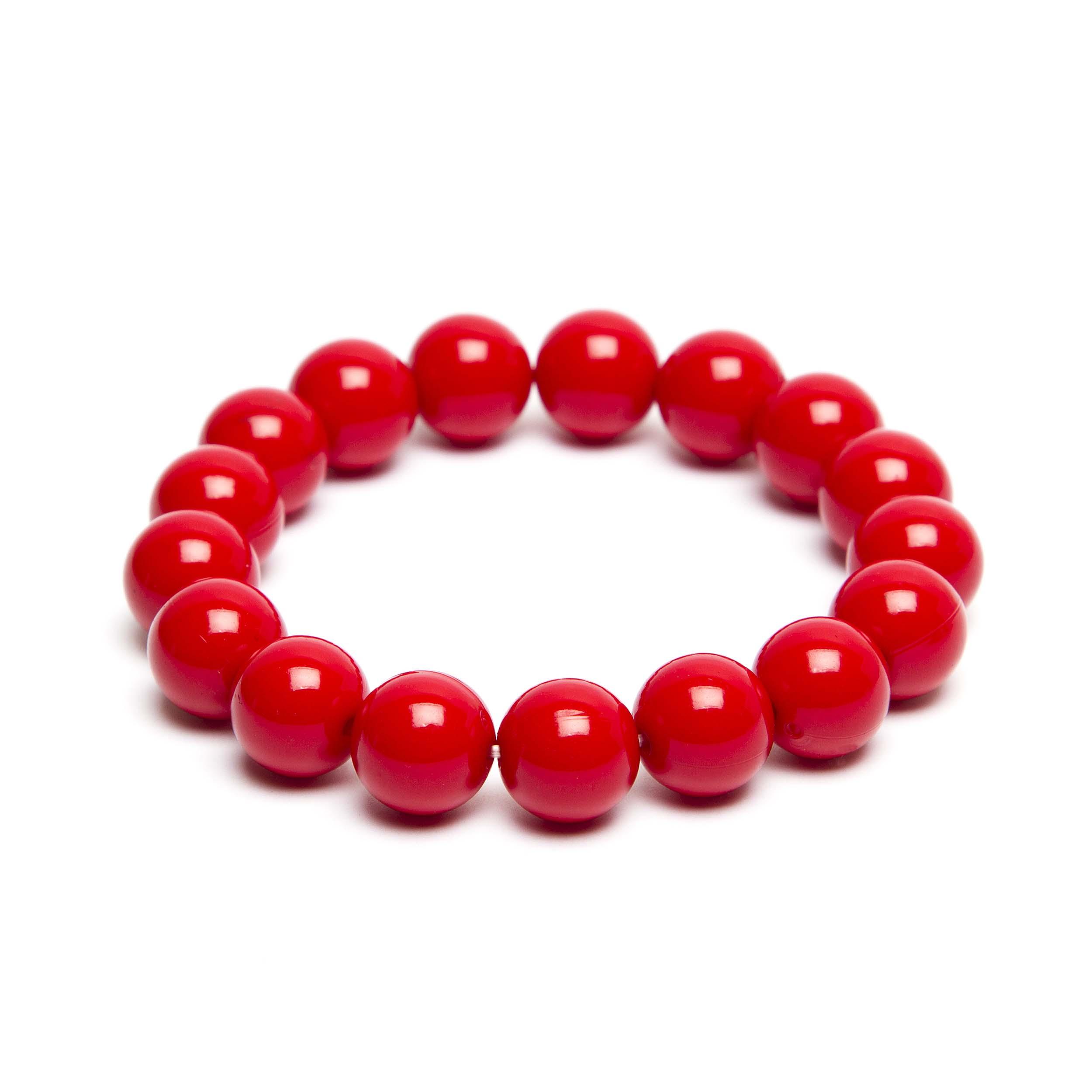 armband met rode kralen - Veritas - € 4,95