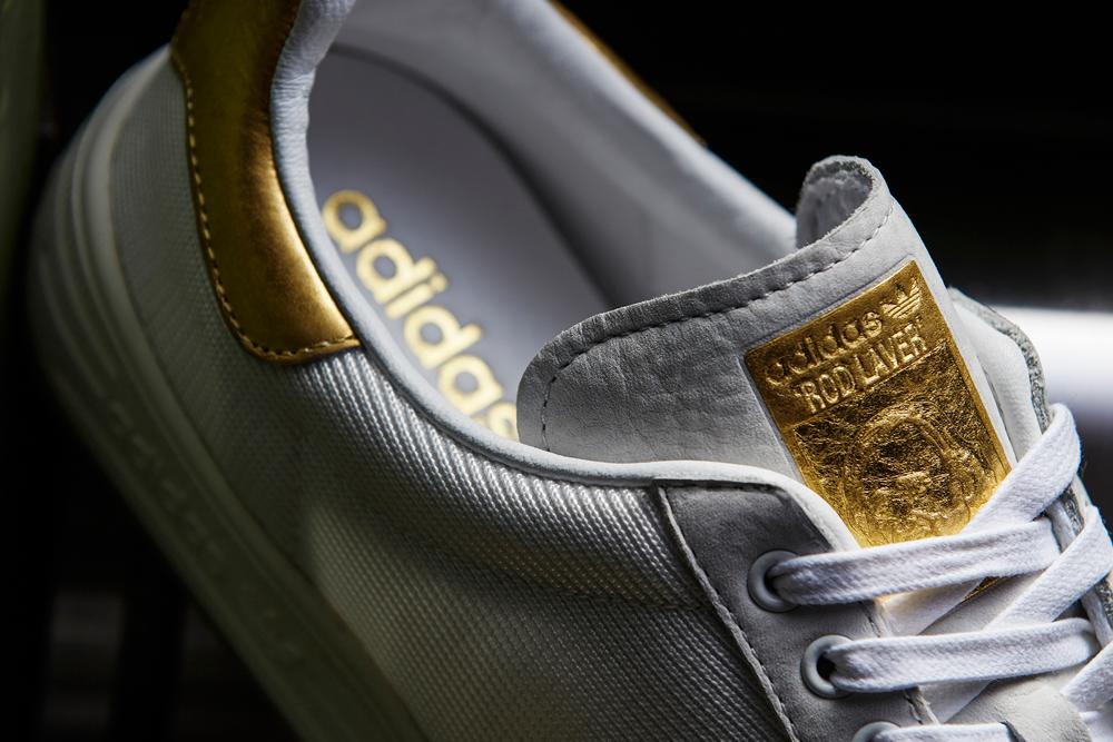  Adidas  sort un mod le de Stan Smith en or 