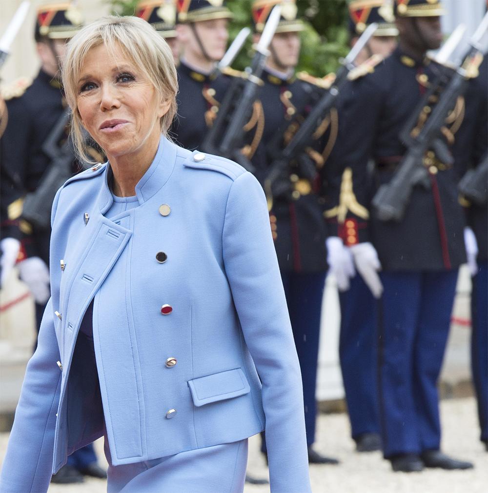 Quel Est Le Parfum De Brigitte Macron Parfum de scandale: Brigitte Macron, la modernité en marche - Femmes d
