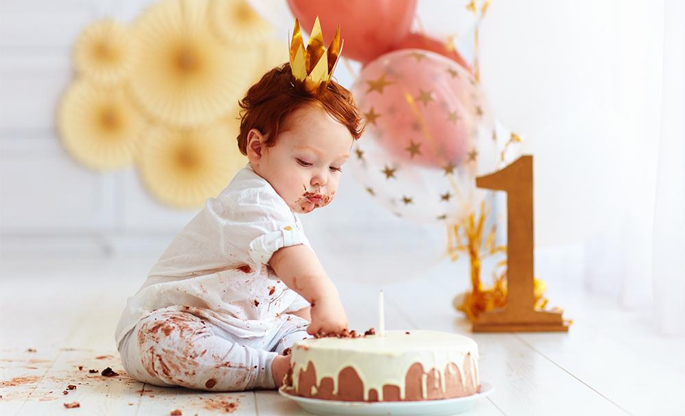 Smash Cake La Seule Maniere De Feter Le Premier Anniversaire De Bebe Femmes D Aujourd Hui Mamans