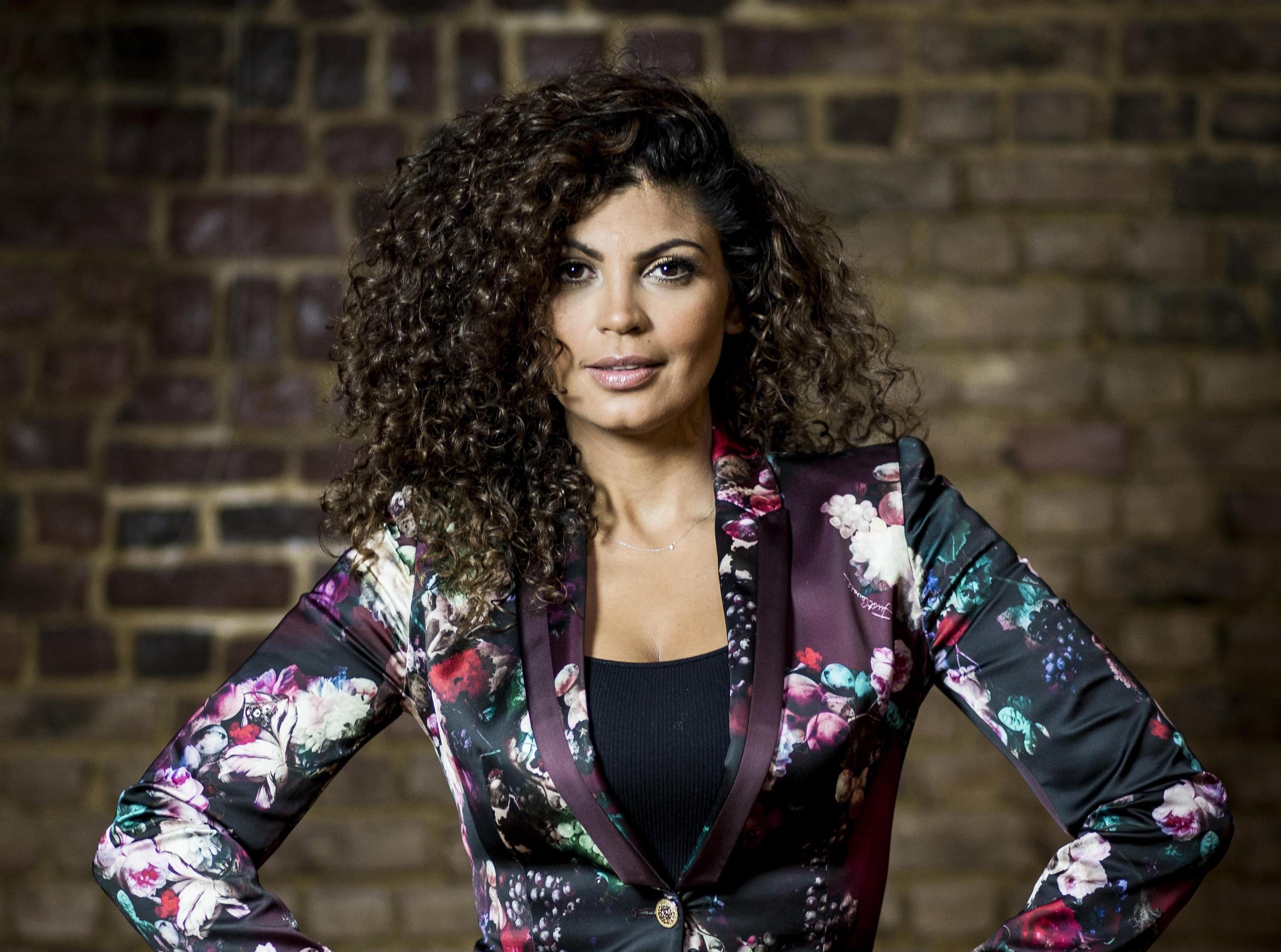 Film Nawell Madani C Est Tout Pour Moi "C'est tout pour moi": découvrez la bande-annonce du premier film de